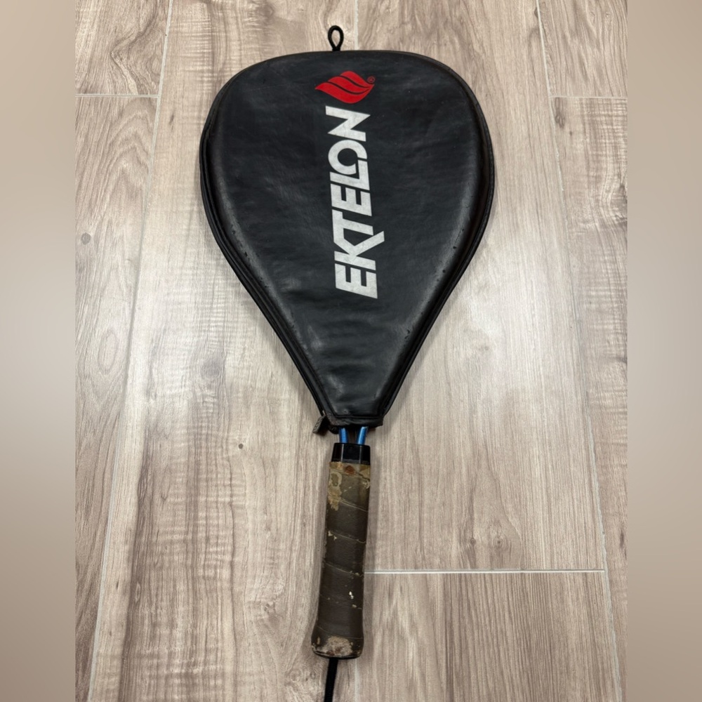 Ektelon Serex Graphite Long Body Titanium XL Black Racquetball With Racket Cover